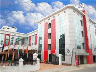 Hotel Kpm Regency à Palakkad Extérieur photo
